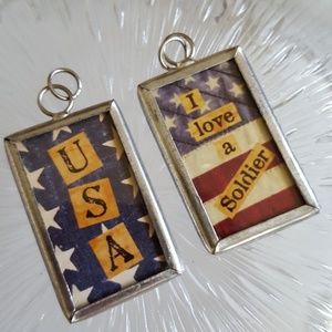 𝅺I Love a Soldier Glass Pendant Charm